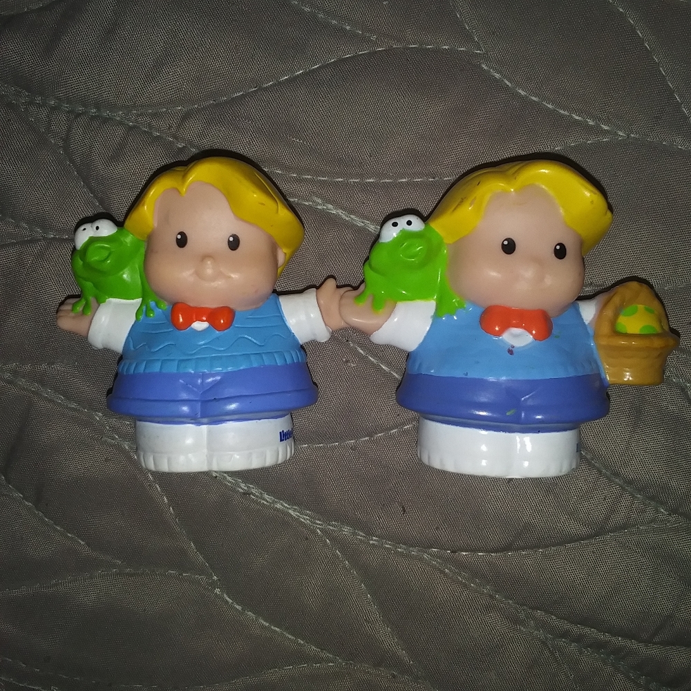 Set of 2 Fisher Price Little People Eddies